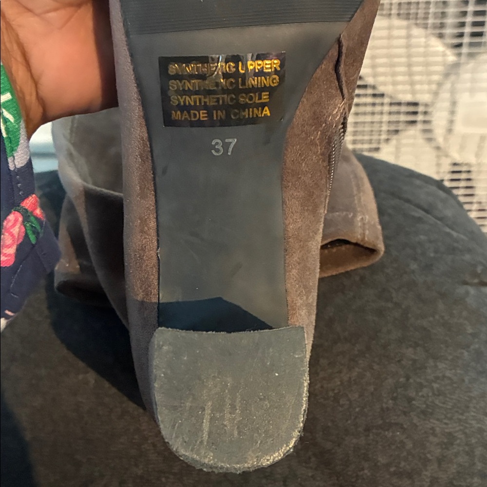 Brown Suede Ankle Boots 👢 size 37 - Picture 2 of 5